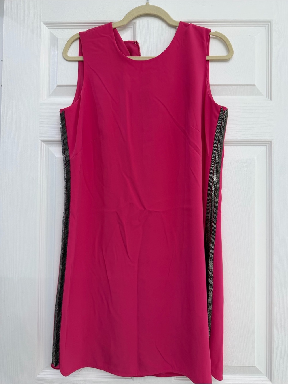 BCBGMAXAZRIA “Onyx” Begonia Pink Dress — Size M — NWT